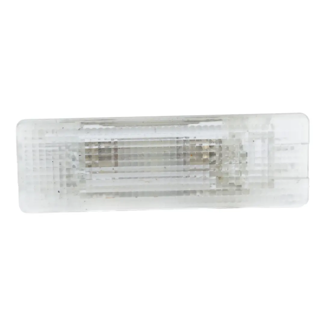 Volkswagen Golf Mk7 Passat B7 Plafonnier Coffre - SKU 5K0947101 - Numéro de pièce 5K0947101