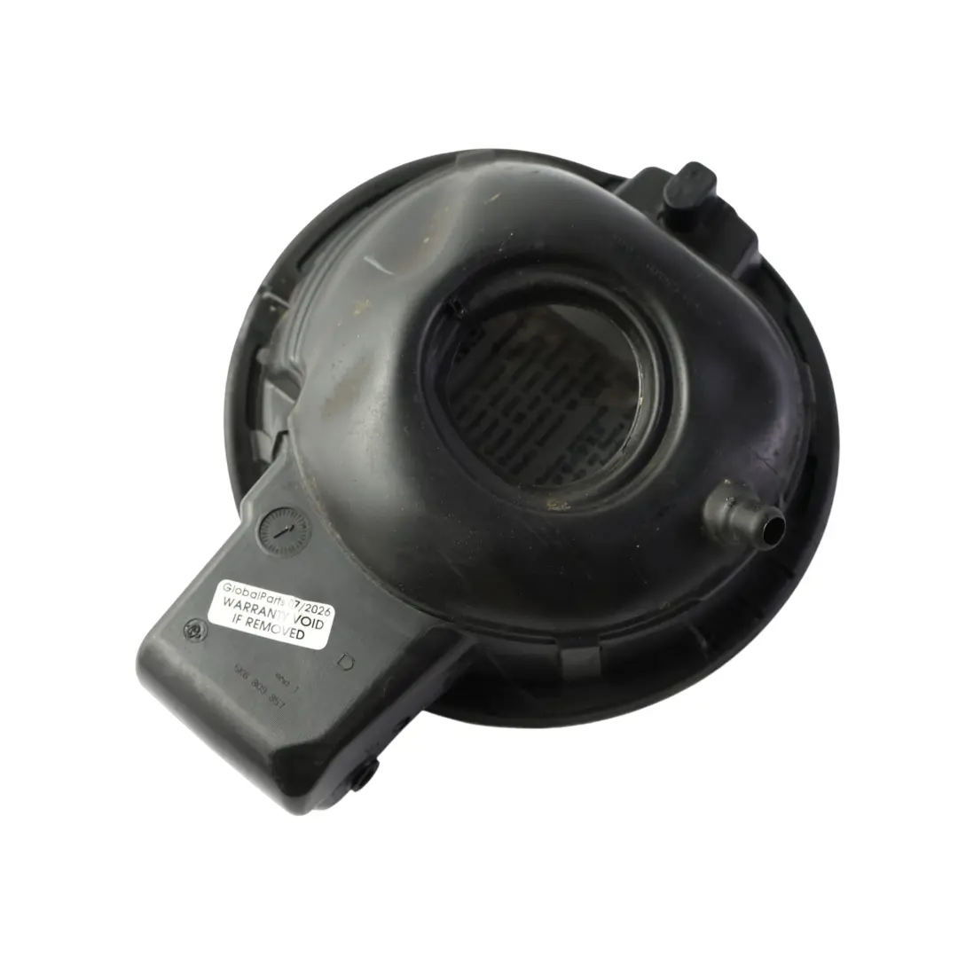 Volkswagen Golf Mk6 Trappe Carburant Blanc Candy B9A - SKU 5K6809857-CAN - Numéro de pièce 5K6809857