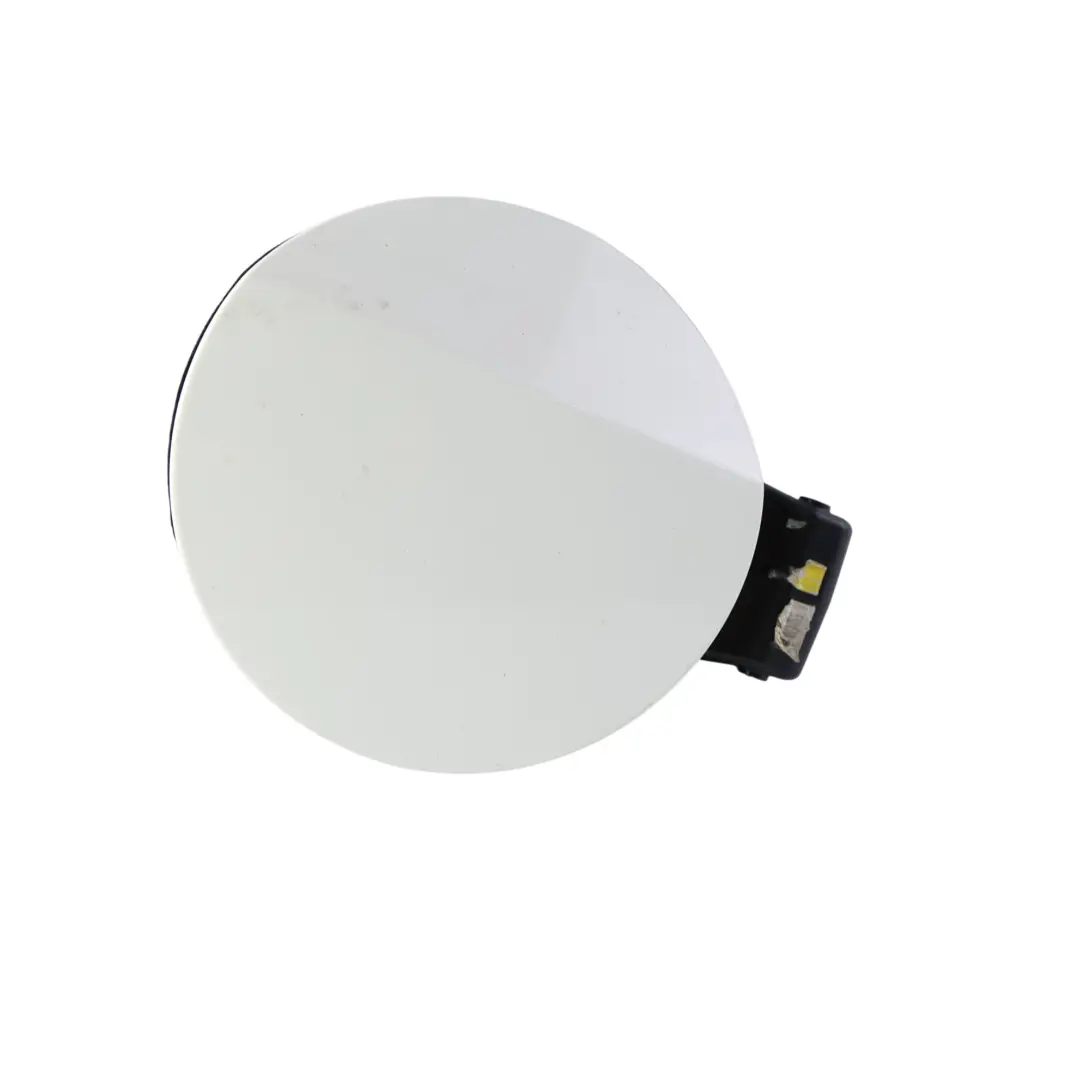 Mk6 Tapa Combustible Blanco Caramelo B9A para Volkswagen Golf con número de pieza 5K6809857 Volkswagen Golf Mk6 Tapa Combustible Blanco Caramelo B9A - SKU 5K6809857-CAN - Número de pieza 5K6809857