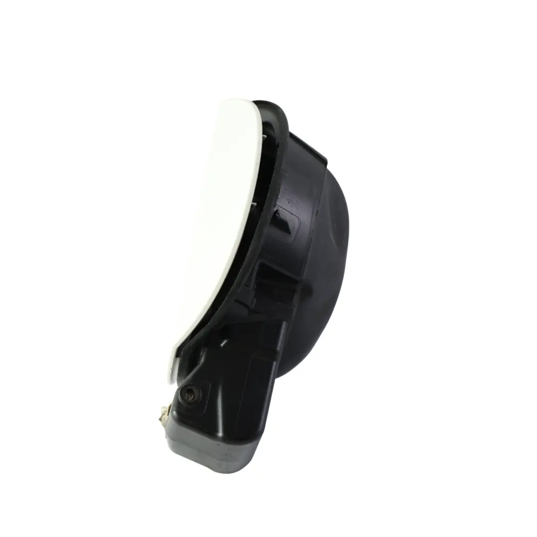 Mk6 Tapa Combustible Blanco Caramelo B9A para Volkswagen Golf con número de pieza 5K6809857 Volkswagen Golf Mk6 Tapa Combustible Blanco Caramelo B9A - SKU 5K6809857-CAN - Número de pieza 5K6809857