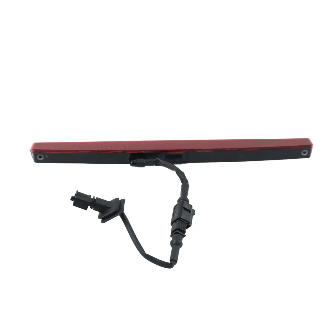 5K Drittes Brems Licht Hinten für Volkswagen Golf GTI mit Teilenummer 5K6945087C Volkswagen Golf GTI 5K Drittes Brems Licht Hinten - SKU 5K6945087C - Teilenummer 5K6945087C