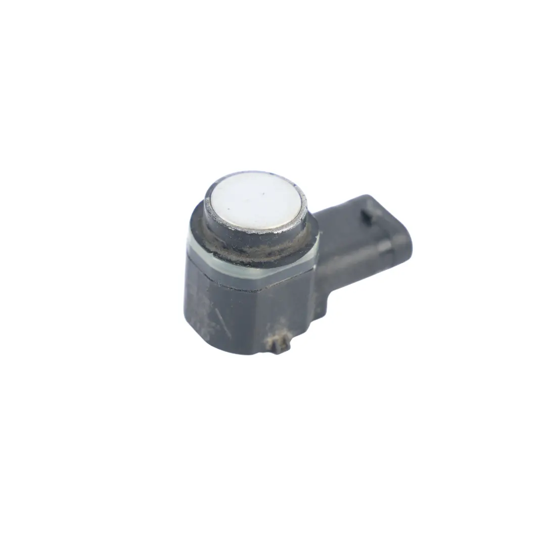 Sensore Parcheggio Posteriore Argento Reflex A7W per Volkswagen Passat B7 con numero di parte 5KD919275 Volkswagen Passat B7 Sensore Parcheggio Posteriore Argento Reflex A7W - SKU 5KD919275-RES - Numero di parte 5KD919275