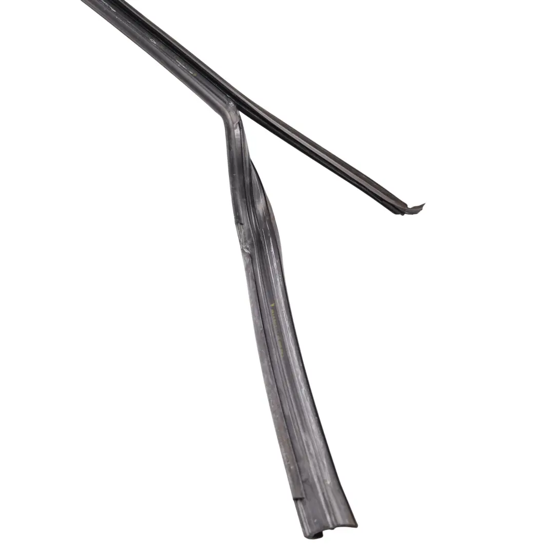 Skoda Yeti 5L Front Door Sliding Window Guide Seal Gasket Left N/S - SKU 5L0837431G - Part number 5L0837431G