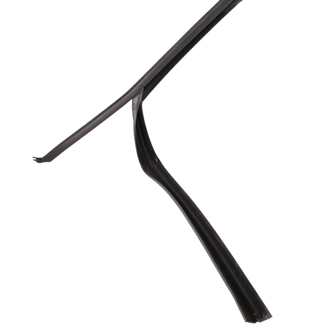 Skoda Yeti 5L Front Door Sliding Window Guide Seal Gasket Left N/S - SKU 5L0837431G - Part number 5L0837431G