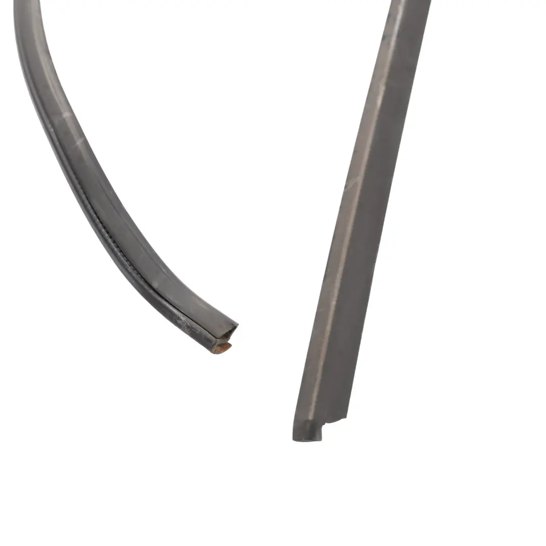 Door Sliding Window Guide Rubber Seal Rear Left N/S to Skoda Yeti 5L with Part number 5L0839431F Skoda Yeti 5L Door Sliding Window Guide Rubber Seal Rear Left N/S - SKU 5L0839431F - Part number 5L0839431F