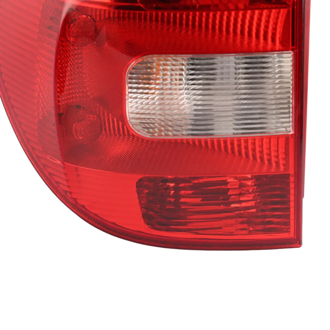Fanale Posteriore Luce Esterna Sinistra per Skoda Yeti 5L con numero di parte 5L0945111 Skoda Yeti 5L Fanale Posteriore Luce Esterna Sinistra - SKU 5L0945111 - Numero di parte 5L0945111