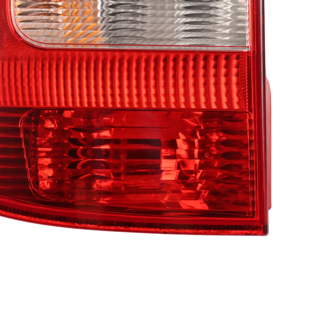 Fanale Posteriore Luce Esterna Sinistra per Skoda Yeti 5L con numero di parte 5L0945111 Skoda Yeti 5L Fanale Posteriore Luce Esterna Sinistra - SKU 5L0945111 - Numero di parte 5L0945111