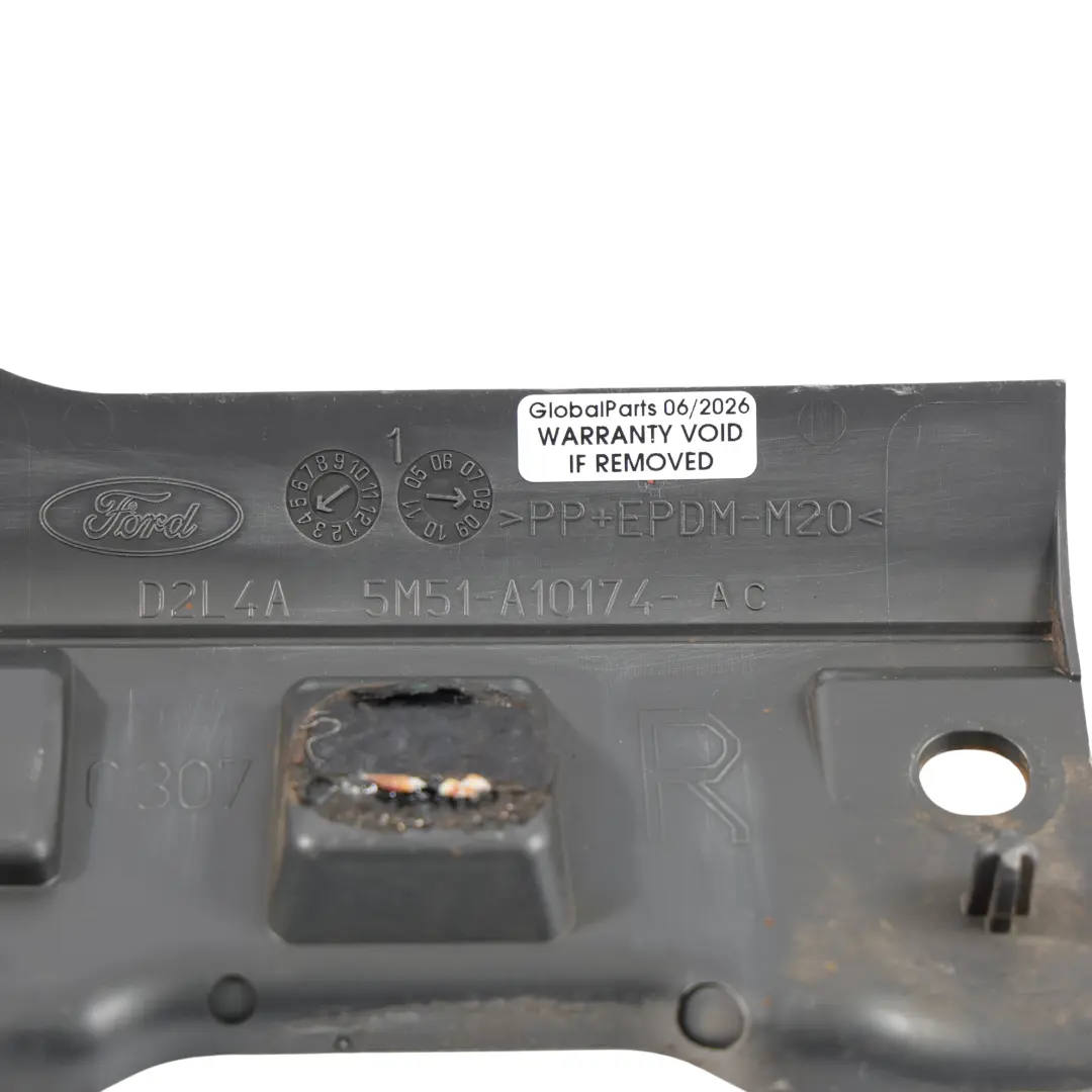 Front Side Skirt End Cap Trim Cover Right O/S to Ford Focus Titanium with Part number 5M51-A10174-AC Ford Focus Titanium Front Side Skirt End Cap Trim Cover Right O/S - SKU 5M51-A10174-AC - Part number 5M51-A10174-AC