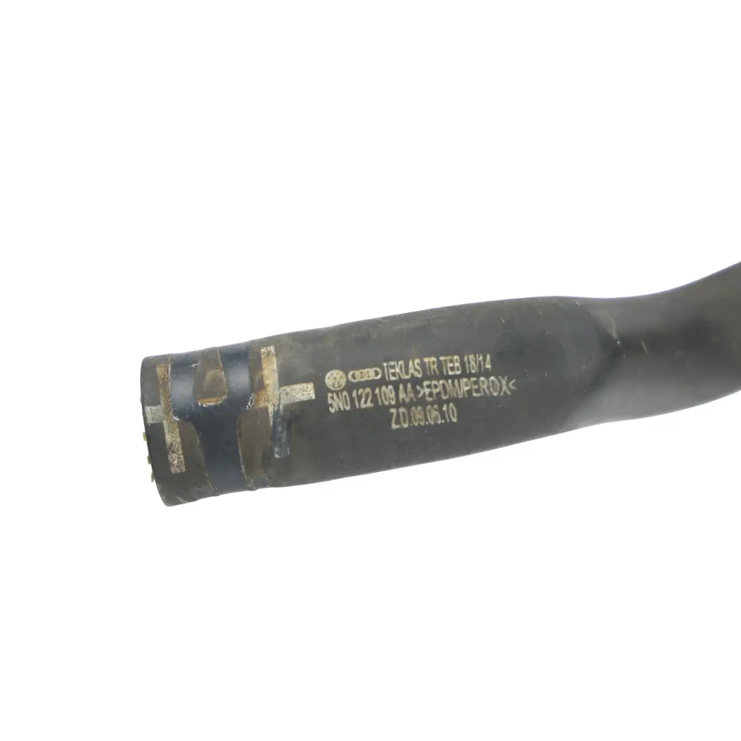 Durite Radiateur 2.0 TDI pour Volkswagen Tiguan 5N à propos du numéro de pièce 5N0122109AA Volkswagen Tiguan 5N Durite Radiateur 2.0 TDI - SKU 5N0122109AA - Numéro de pièce 5N0122109AA