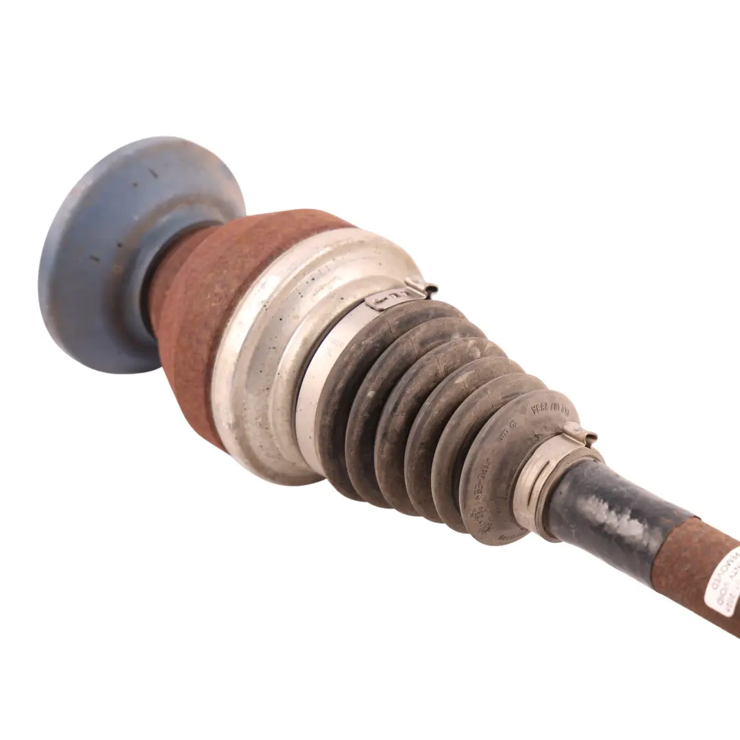 Front Axle Driveshaft Drive Shaft Right O/S Side 5N0407764L to Audi Q3 8u with Part number 5N0407764M Audi Q3 8u Front Axle Driveshaft Drive Shaft Right O/S Side 5N0407764L - SKU 5N0407764M - Part number 5N0407764M