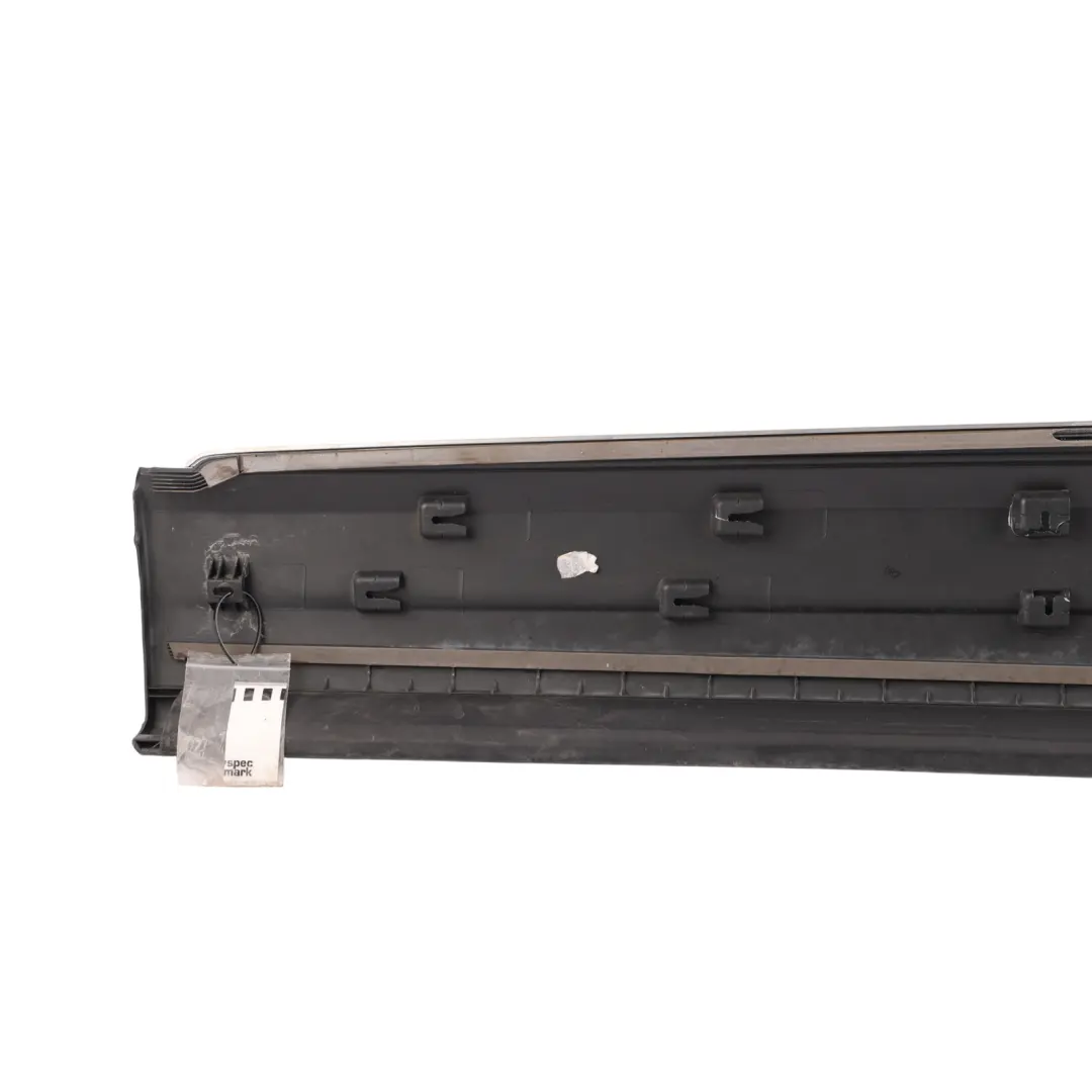 Moulure Garniture Porte Inférieure Avant Droit pour Volkswagen Tiguan 5N à propos du numéro de pièce 5N0854940D Volkswagen Tiguan 5N Moulure Garniture Porte Inférieure Avant Droit - SKU 5N0854940D - Numéro de pièce 5N0854940D