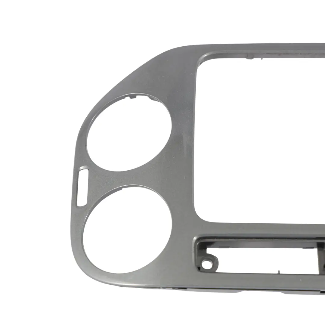 Volkswagen Tiguan 5N Rejilla Aire Central Salpicadero Marco Stereo - SKU 5N0858071E-1 - Número de pieza 5N0858071E