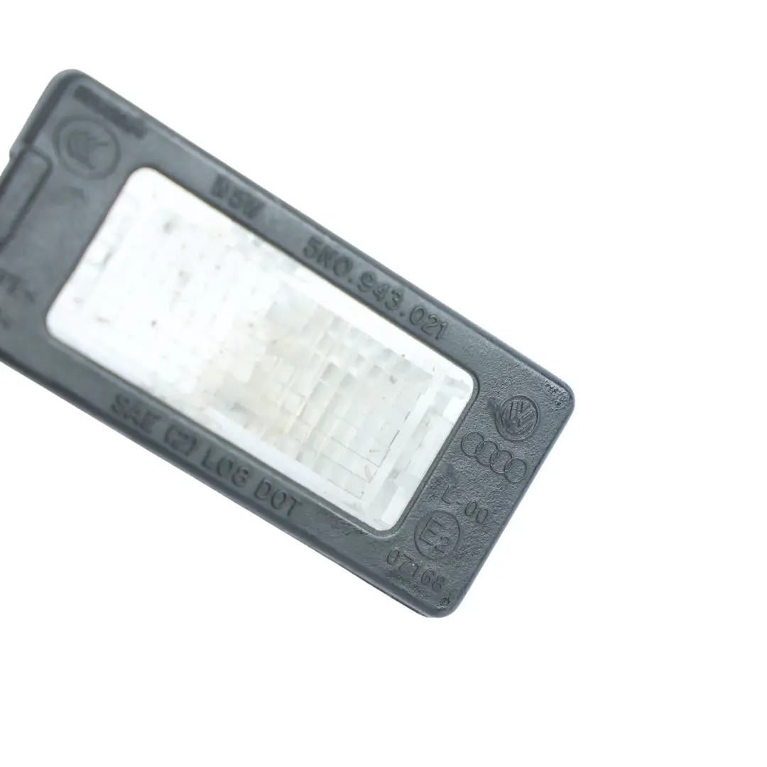 7P Rear Licence Number Plate Light Lamp Set to Volkswagen Touareg with Part number 5N0943021 Volkswagen Touareg 7P Rear Licence Number Plate Light Lamp Set - SKU 5N0943021-1 - Part number 5N0943021