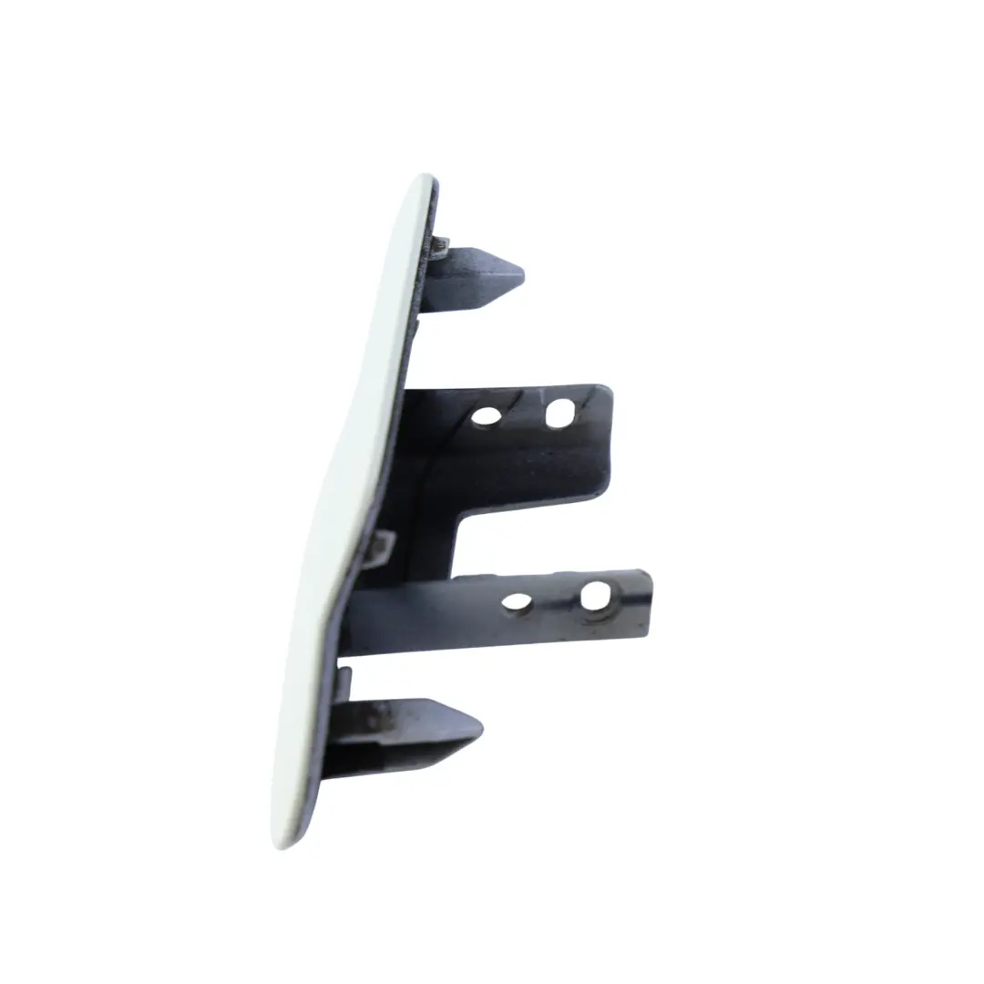 Mk6 Cache Lave-Phare Droit Blanc Candy B9A pour Volkswagen Golf à propos du numéro de pièce 5NA807938B Volkswagen Golf Mk6 Cache Lave-Phare Droit Blanc Candy B9A - SKU 5NA807938B-PWH - Numéro de pièce 5NA807938B