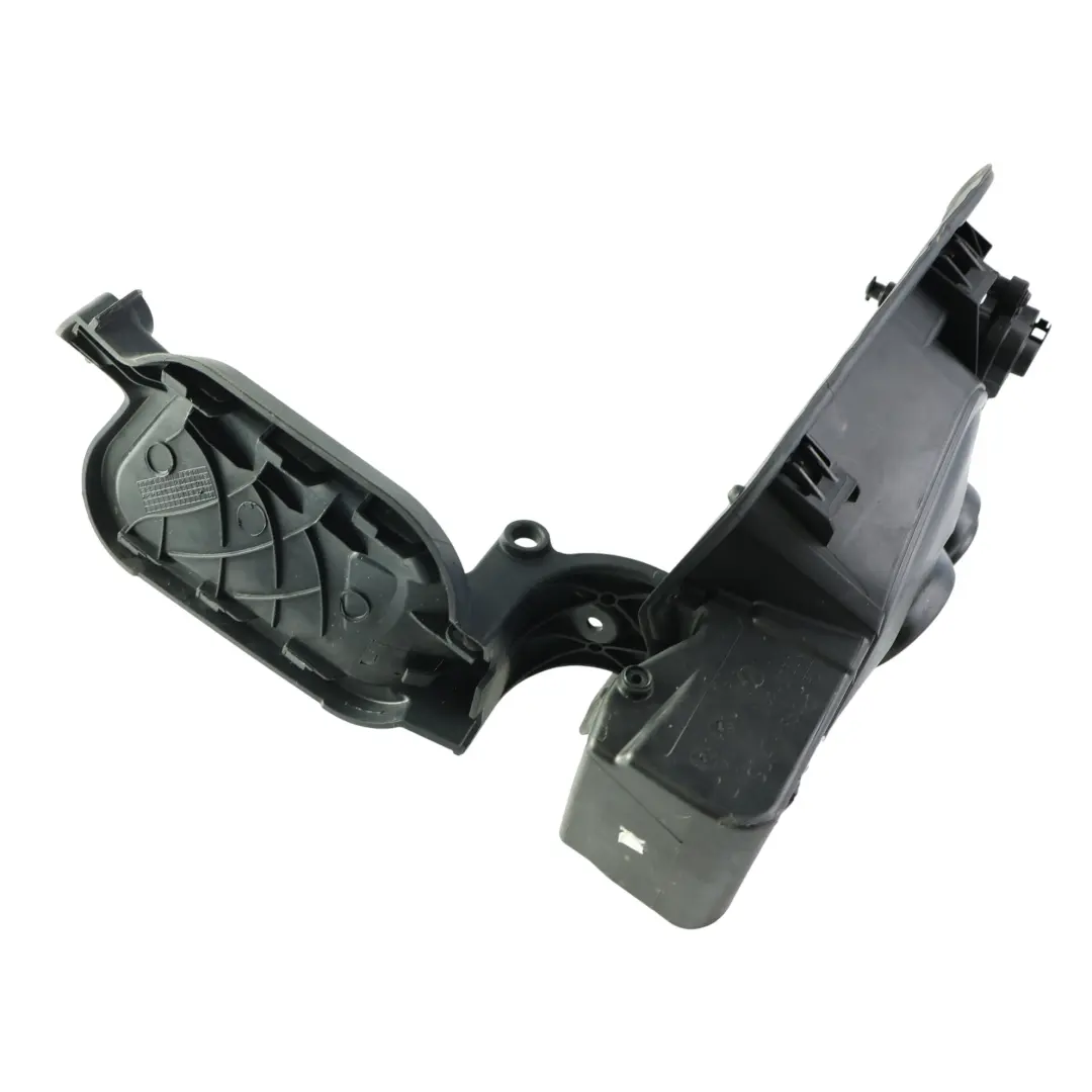 Volkswagen Tiguan 5N AD Tankdeckel Abdeckung Auffangwanne - SKU 5NA809857A - Teilenummer 5NA809857A