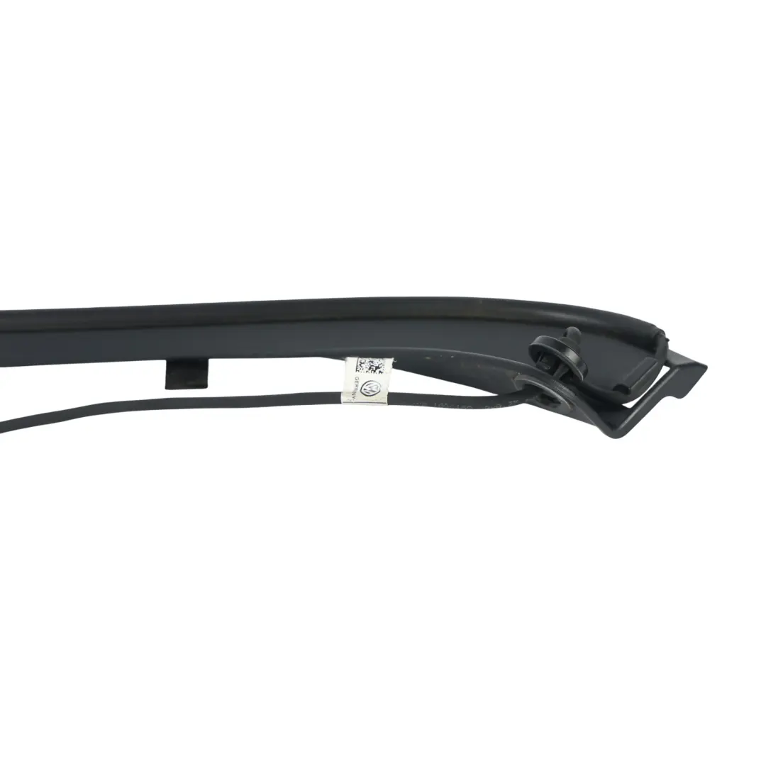 Listwa Ochronna Bagażnika Tylna Prawa do Volkswagen Tiguan 5N o numerze 5NA827712A Volkswagen Tiguan 5N Listwa Ochronna Bagażnika Tylna Prawa - SKU 5NA827712A - Numer Części 5NA827712A