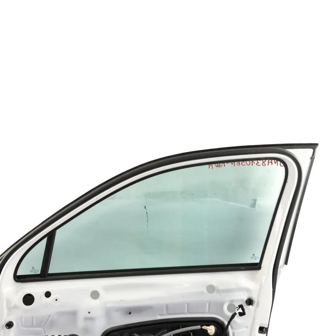 Volkswagen VW Tiguan AX1 Avant Droit Pure White Blanc - C9A - SKU 5NA831056N-PWH - Numéro de pièce 5NA831056N