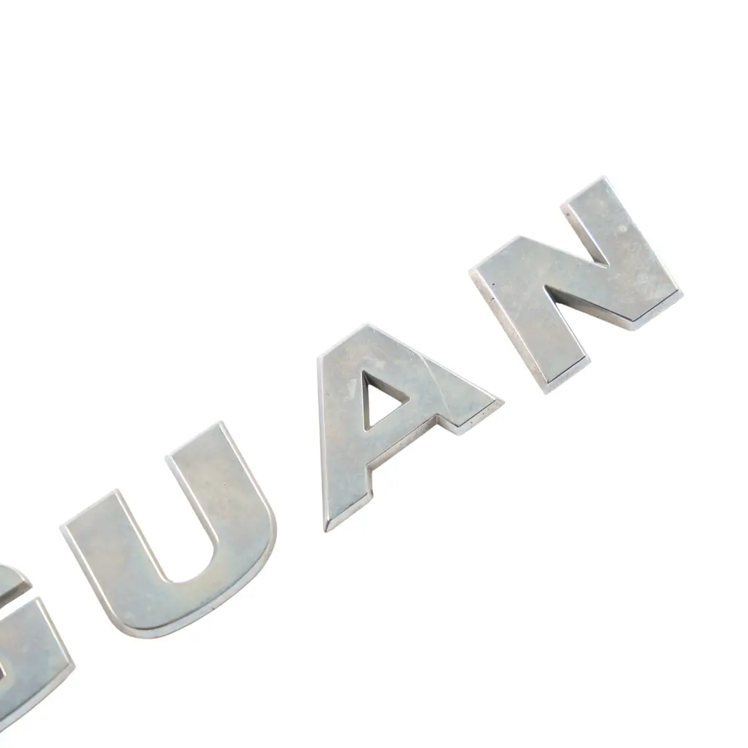 Emblemat Tylna Klapa Bagażnika do Volkswagen Tiguan 5N o numerze 5NA853687 Volkswagen Tiguan 5N Emblemat Tylna Klapa Bagażnika - SKU 5NA853687 - Numer Części 5NA853687