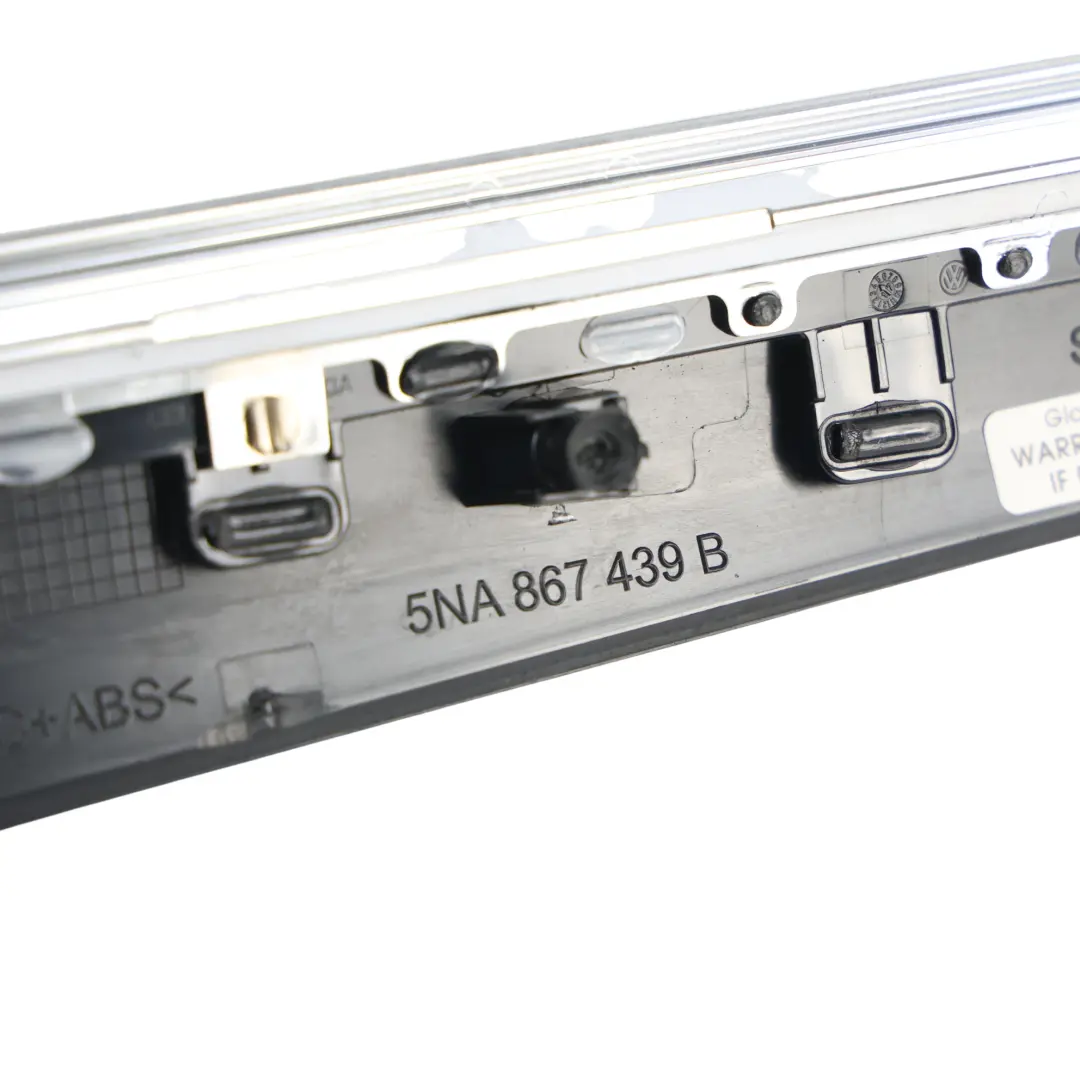 Volkswagen Tiguan 5N Moldura Panel Puerta Delantero Izquierdo - SKU 5NA867439B - Número de pieza 5NA867439B