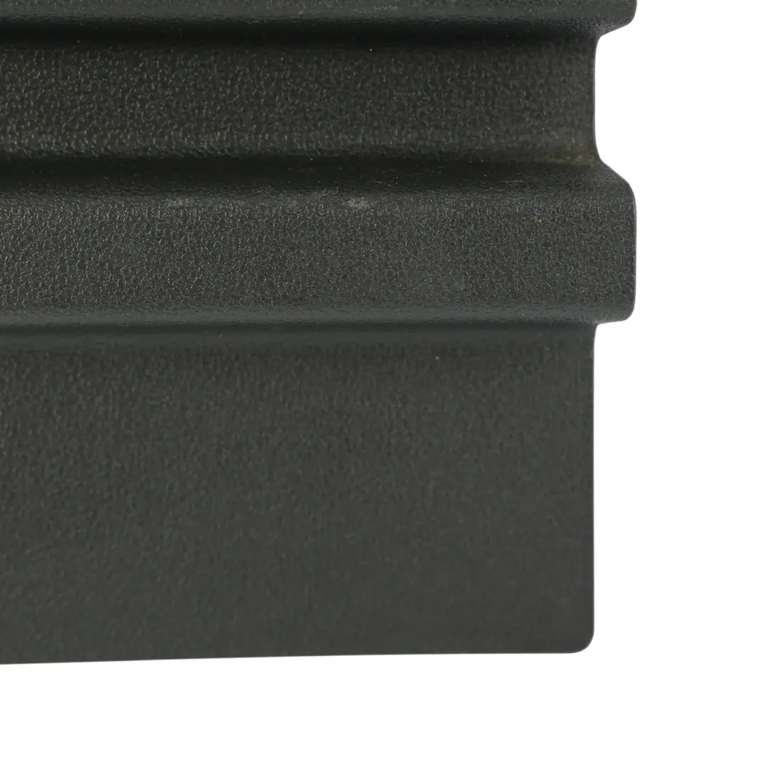 Volkswagen Tiguan MK2 Garniture Intérieure Coffre Couvercle Droit - SKU 5NA867462A - Numéro de pièce 5NA867462A
