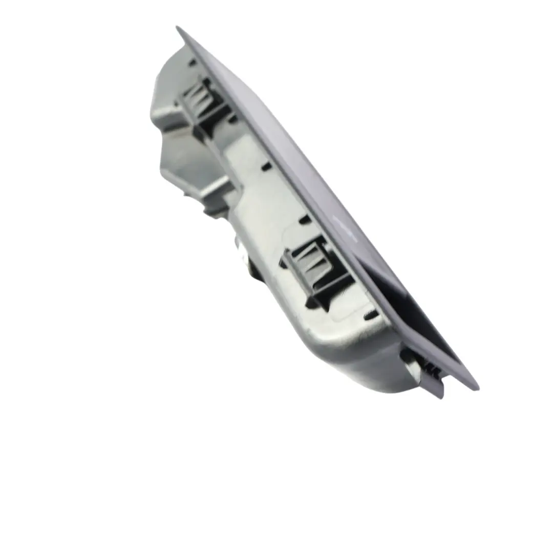 Volkswagen Tiguan MK2 Manija Respaldo Asiento Trasero Derecho - SKU 5NA885671G - Número de pieza 5NA885671G