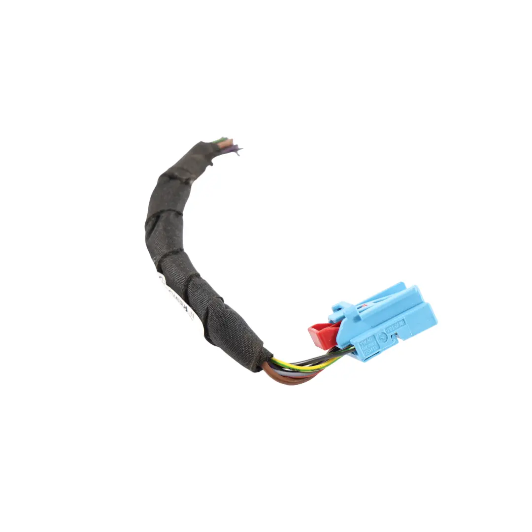 Tail Light Outer Right O/S Harness Loom to VW Volkswagen Tiguan 5N Rear with Part number 5NA945208G VW Volkswagen Tiguan 5N Rear Tail Light Outer Right O/S Harness Loom - SKU 5NA945208G-2 - Part number 5NA945208G