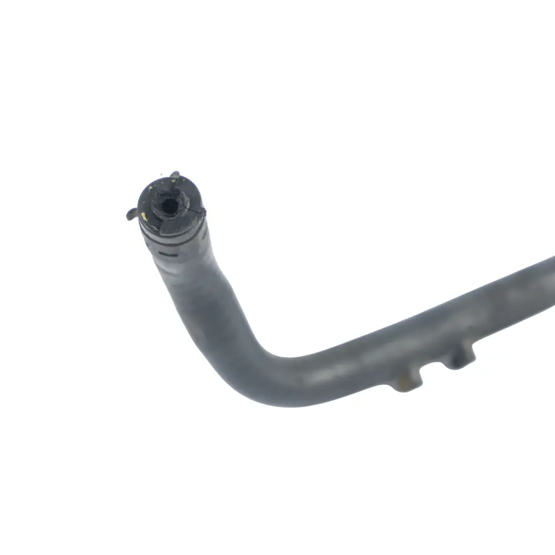 Tubo Liquido Refrigerante per Volkswagen Golf R Mk7 Audi A3 S3 8V con numero di parte 5Q0122101GD Volkswagen Golf R Mk7 Audi A3 S3 8V Tubo Liquido Refrigerante - SKU 5Q0122101GD - Numero di parte 5Q0122101GD