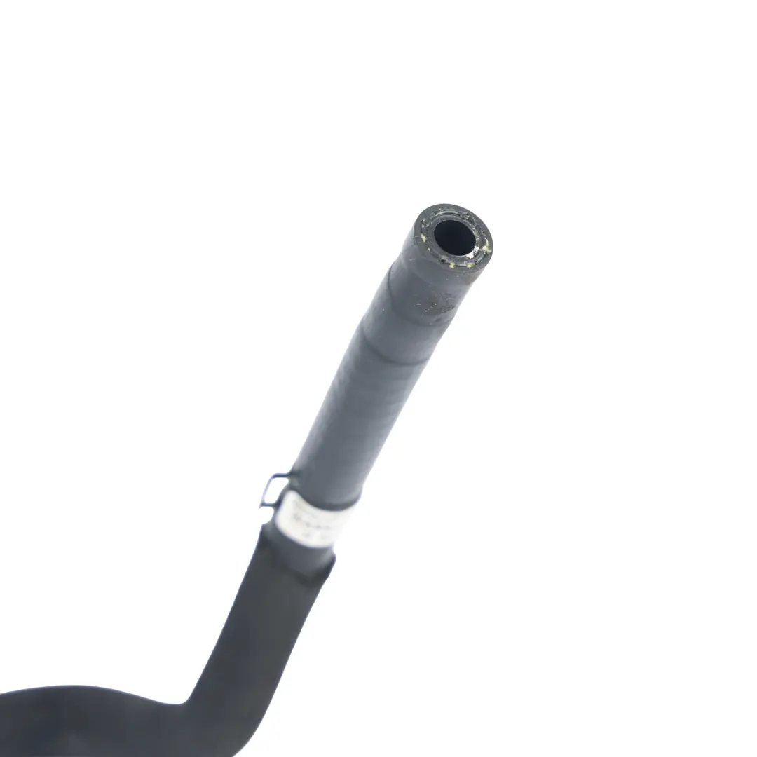 Tubo Liquido Refrigerante per Volkswagen Golf R Mk7 Audi A3 S3 8V con numero di parte 5Q0122101GD Volkswagen Golf R Mk7 Audi A3 S3 8V Tubo Liquido Refrigerante - SKU 5Q0122101GD - Numero di parte 5Q0122101GD