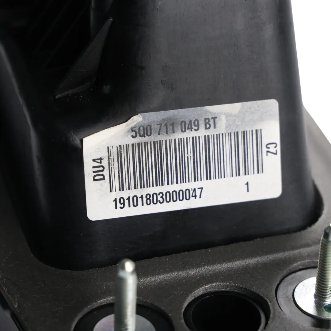 Skoda Karoq NU7 Gear Shifter Selector 6 Speed Manual - SKU 5Q0711049BT - Part number 5Q0711049BT