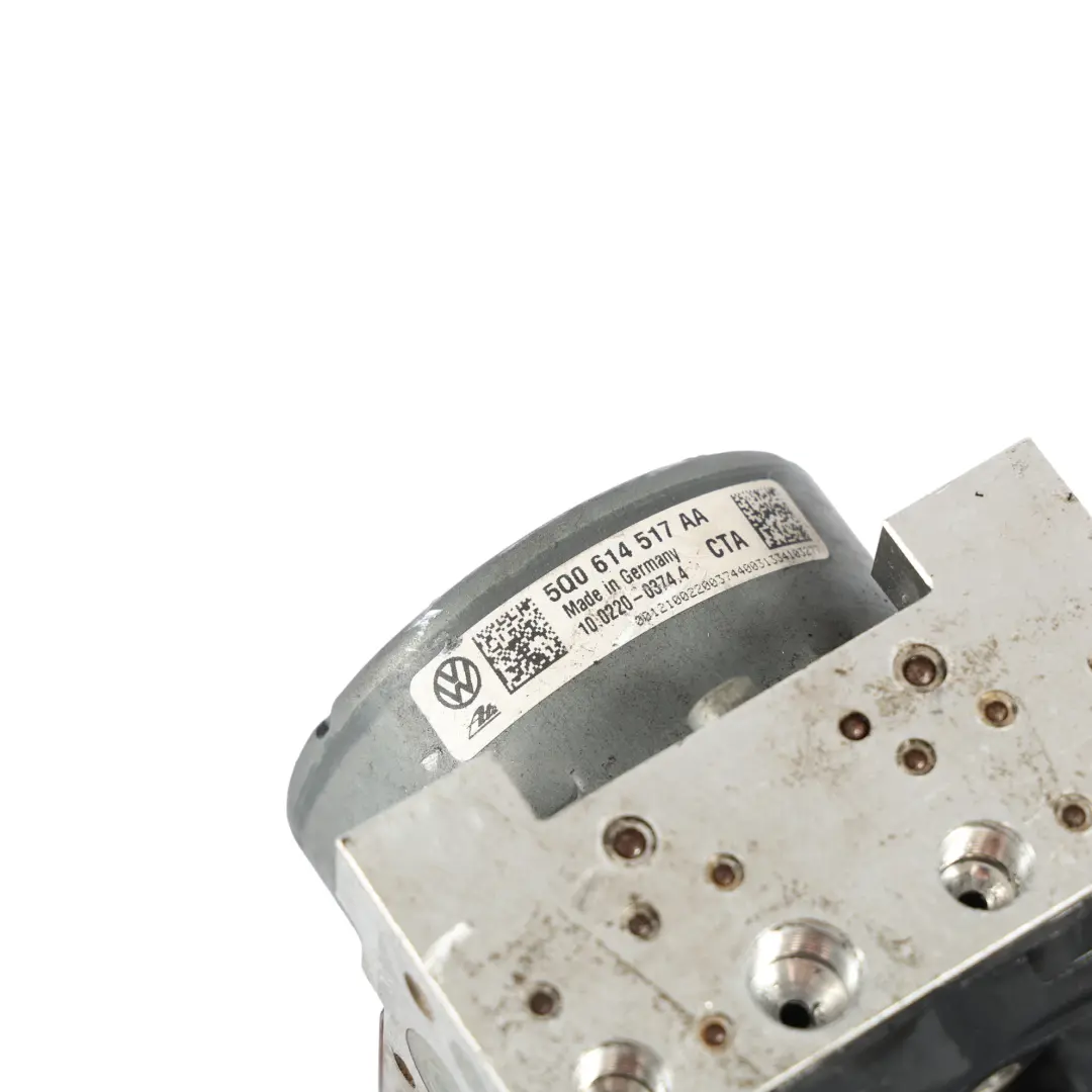 ABS Pump Modulator Control Unit 5Q0614517AA to Volkswagen Golf Mk7 with Part number 5Q0907379AB Volkswagen Golf Mk7 ABS Pump Modulator Control Unit 5Q0614517AA - SKU 5Q0907379AB - Part number 5Q0907379AB