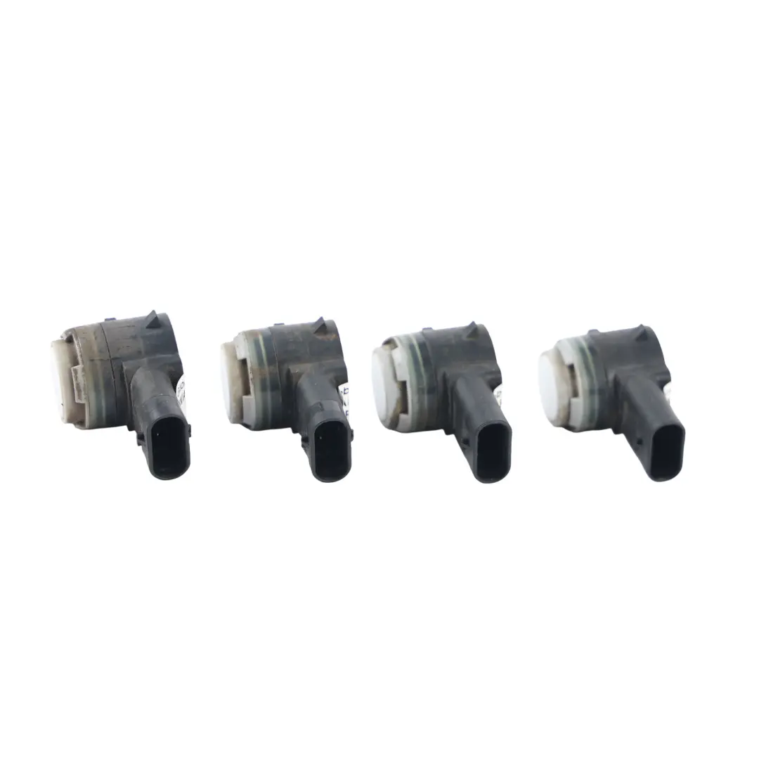 Czujnik PDC Zestaw X4 Glacier White Pearl S9R do Audi Q2 GA A3 8V A4 B9 A5 F5 o numerze 5Q0919275B Audi Q2 GA A3 8V A4 B9 A5 F5 Czujnik PDC Zestaw X4 Glacier White Pearl S9R - SKU 5Q0919275B-MGW1 - Numer Części 5Q0919275B