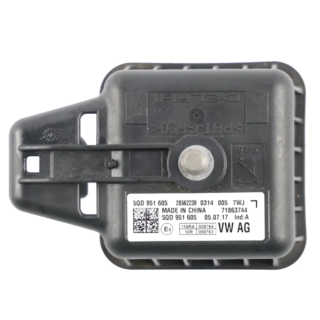 Mk3 3V Anti-Theft Alarm Siren Horn Signal Module Unit to Skoda Superb with Part number 5QD951605 Skoda Superb Mk3 3V Anti-Theft Alarm Siren Horn Signal Module Unit - SKU 5QD951605 - Part number 5QD951605
