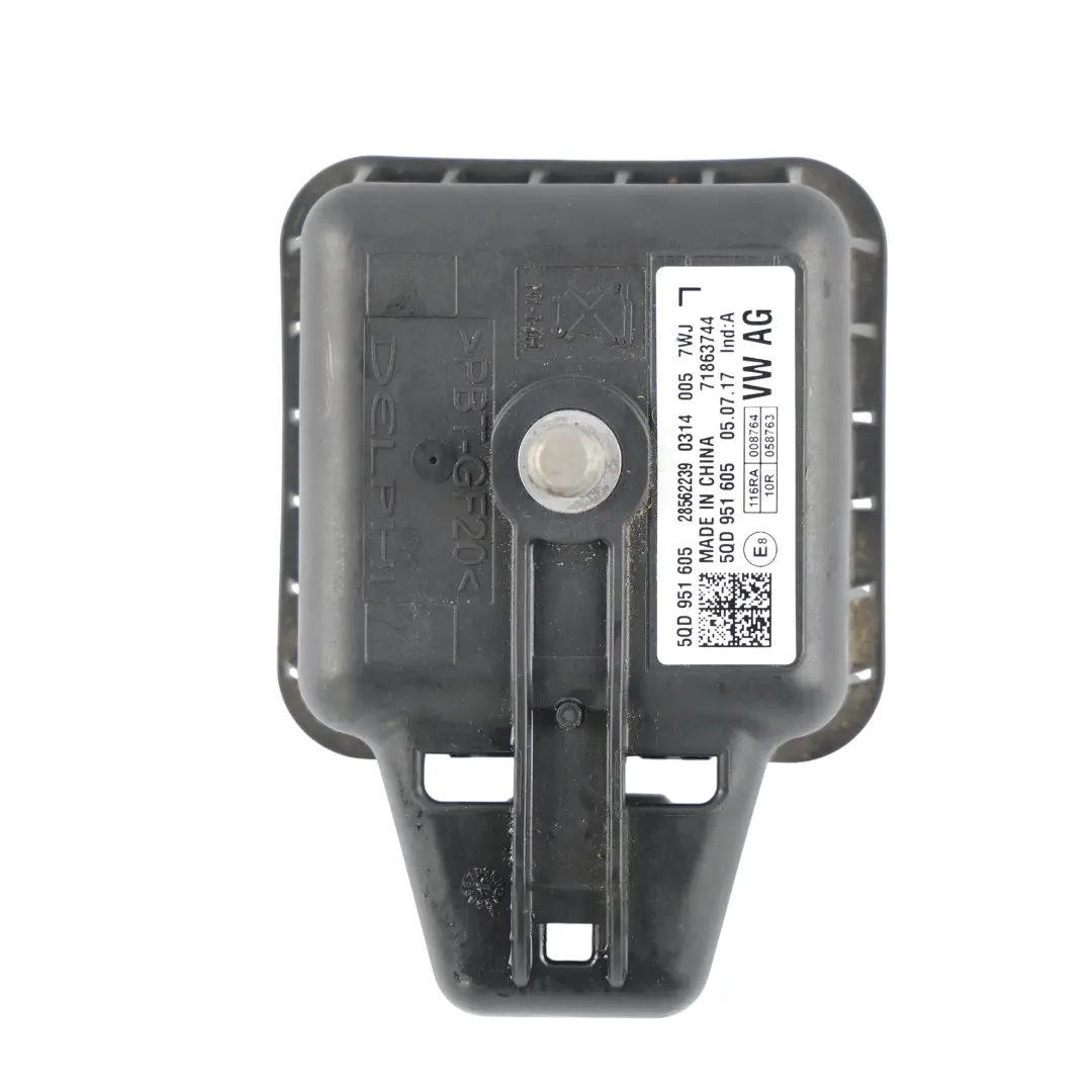 Mk3 3V Anti-Theft Alarm Siren Horn Signal Module Unit to Skoda Superb with Part number 5QD951605 Skoda Superb Mk3 3V Anti-Theft Alarm Siren Horn Signal Module Unit - SKU 5QD951605 - Part number 5QD951605