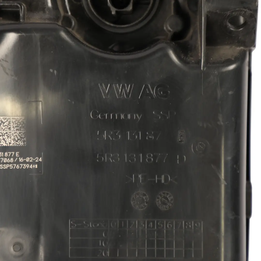 AdBlue Additive Fuel Tank 2.0 Diesel to Volkswagen Caddy SB with Part number 5R3131877E Volkswagen Caddy SB AdBlue Additive Fuel Tank 2.0 Diesel - SKU 5R3131877E - Part number 5R3131877E