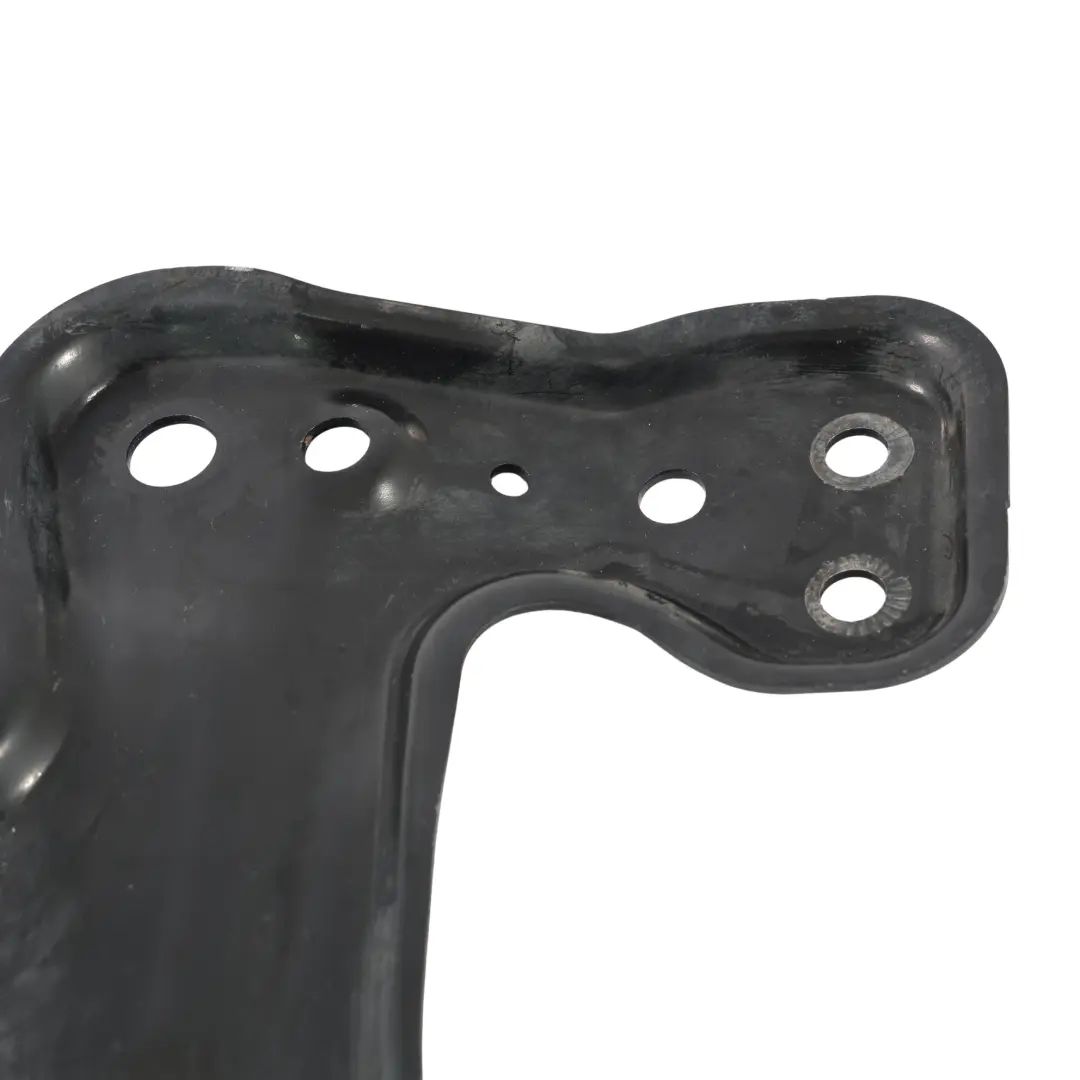 Staffa Montaggio Telaio Assale Anteriore Destro per Volkswagen Caddy Sb con numero di parte 5R3199518A Volkswagen Caddy Sb Staffa Montaggio Telaio Assale Anteriore Destro - SKU 5R3199518A - Numero di parte 5R3199518A