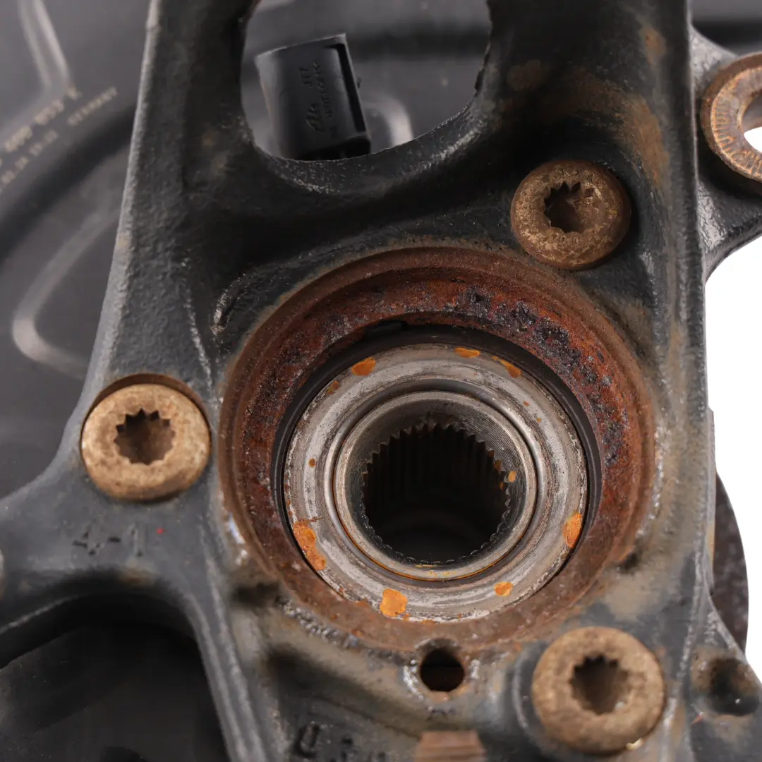 Carrier Hub Knuckle Front Left N/S to VW Volkswagen Caddy SB Wheel with Part number 5R3407255A VW Volkswagen Caddy SB Wheel Carrier Hub Knuckle Front Left N/S - SKU 5R3407255A - Part number 5R3407255A