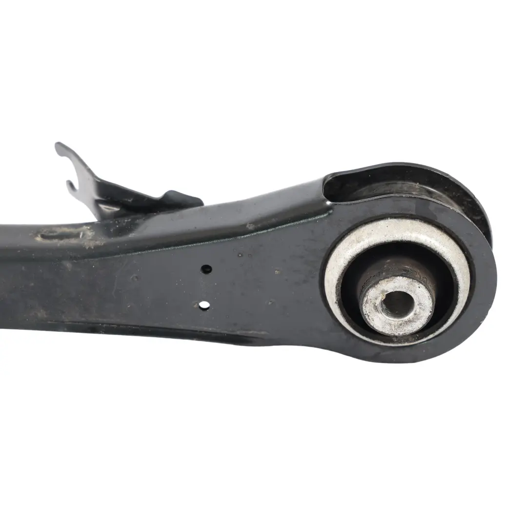 Brazo Control Eje Trasero Inferior Derecho para Volkswagen Caddy SB con número de pieza 5R3505224E Volkswagen Caddy SB Brazo Control Eje Trasero Inferior Derecho - SKU 5R3505224E - Número de pieza 5R3505224E