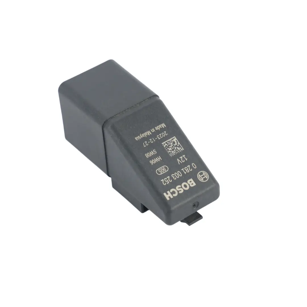 Relé Control Módulo AdBlue 2.0 TDI para Volkswagen Caddy SB con número de pieza 5R3941329C Volkswagen Caddy SB Relé Control Módulo AdBlue 2.0 TDI - SKU 5R3941329C - Número de pieza 5R3941329C