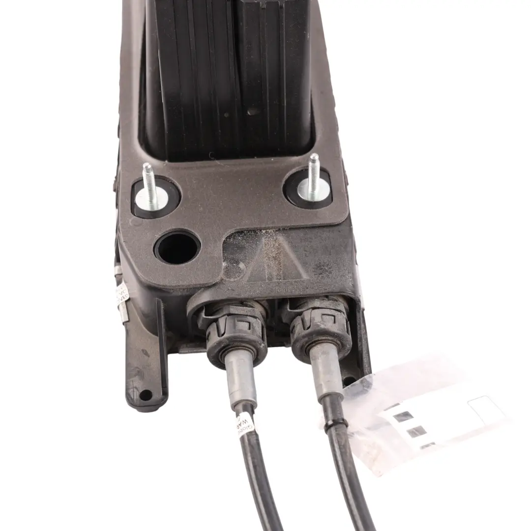 Gearbox Shifting Mechanism Linkage to Volkswagen Caddy SB Manual with Part number 5WA711049BA Volkswagen Caddy SB Manual Gearbox Shifting Mechanism Linkage - SKU 5WA711049BA - Part number 5WA711049BA