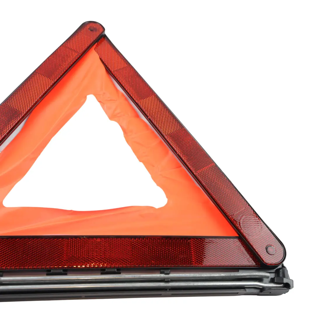 Triangle Avertissement Panne Danger pour Range Rover L322 à propos du numéro de pièce 6757245 Range Rover L322 Triangle Avertissement Panne Danger - SKU 6757245 - Numéro de pièce 6757245