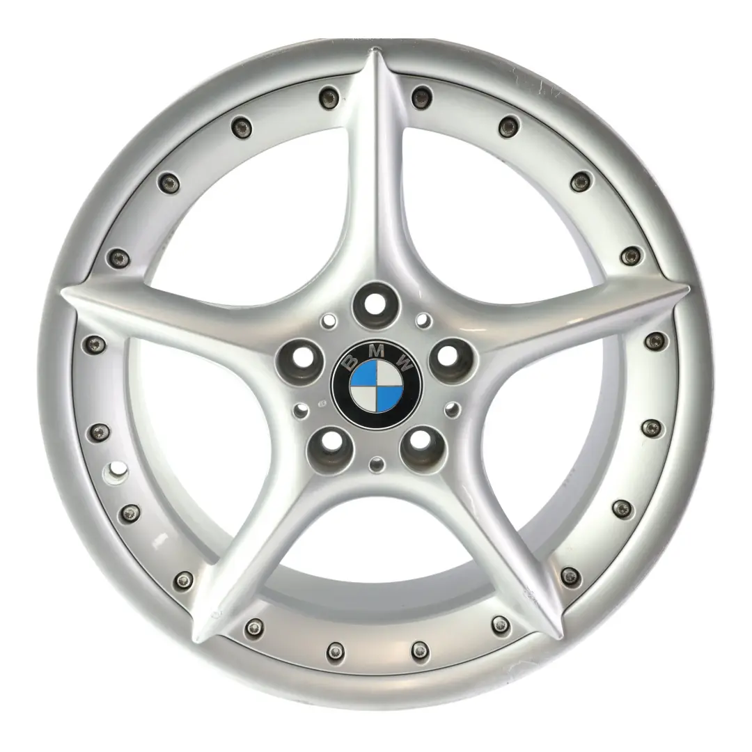 Jante Arrière Alliage Argenté 18" 8,5J ET:50 Rayons Étoilés 108 pour BMW Z4 E85 E86 à propos du numéro de pièce 6758195 BMW Z4 E85 E86 Jante Arrière Alliage Argenté 18" 8,5J ET:50 Rayons Étoilés 108 - SKU 6758195-1 - Numéro de pièce 6758195