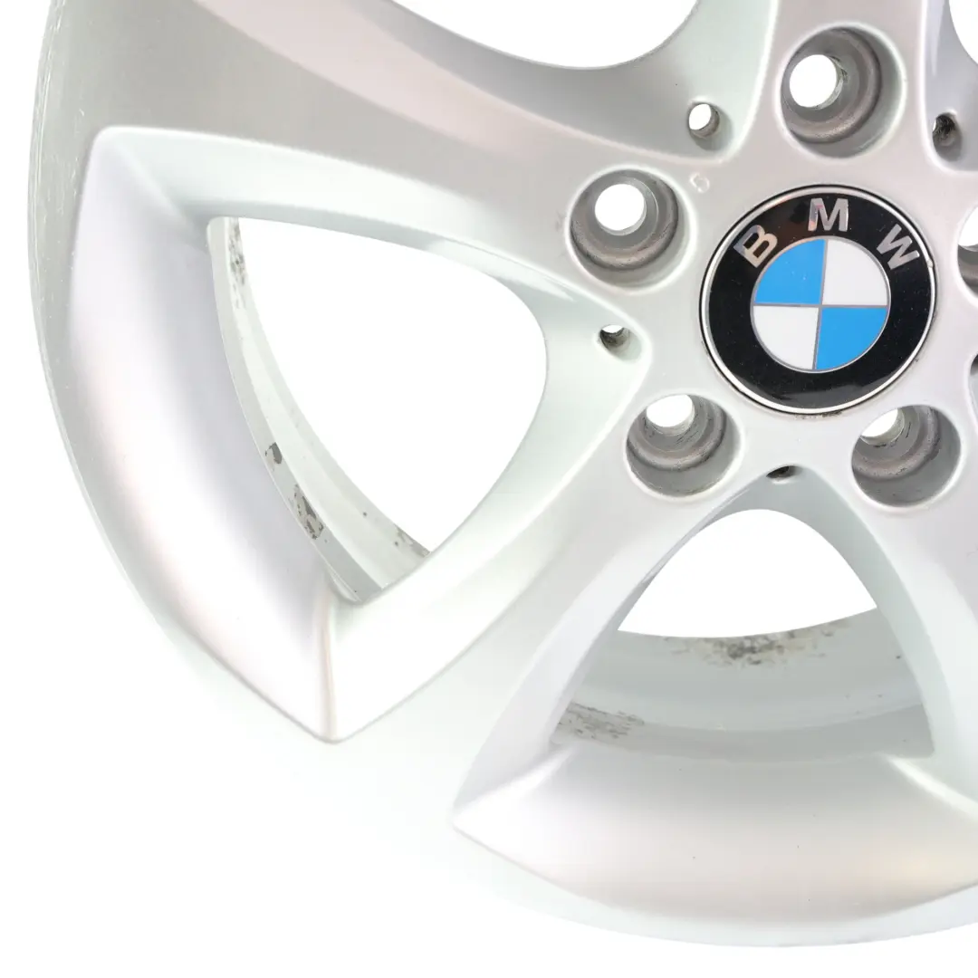 Argento Cerchio in lega 17" Stella Raggi 256 ET:47 7J per BMW E81 E82 E87 con numero di parte 6778219 BMW E81 E82 E87 Argento Cerchio in lega 17" Stella Raggi 256 ET:47 7J - SKU 6778219-7 - Numero di parte 6778219