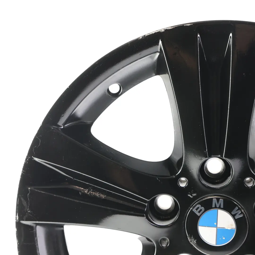 Felga Aluminiowa Czarna 16" 7J ET:44 222 do BMW E81 E87 E88 o numerze 6779696 BMW E81 E87 E88 Felga Aluminiowa Czarna 16" 7J ET:44 222 - SKU 6779696-8 - Numer Części 6779696