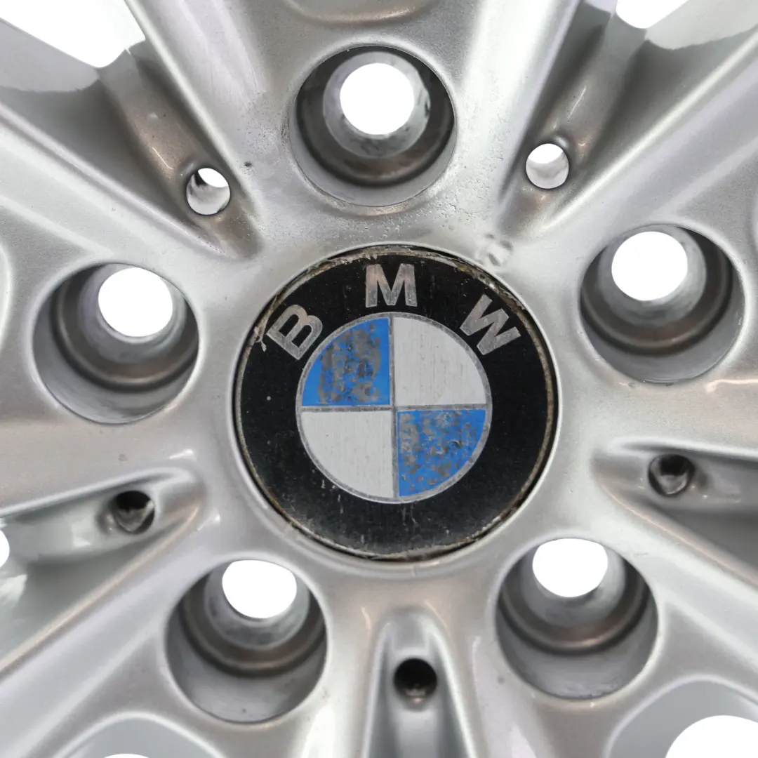 Alu Felge Alufelge 17" V-Speiche 236 8J ET:30 für BMW F10 F11 F12 mit Teilenummer 6780720 BMW F10 F11 F12 Alu Felge Alufelge 17" V-Speiche 236 8J ET:30 - SKU 6780720-1 - Teilenummer 6780720