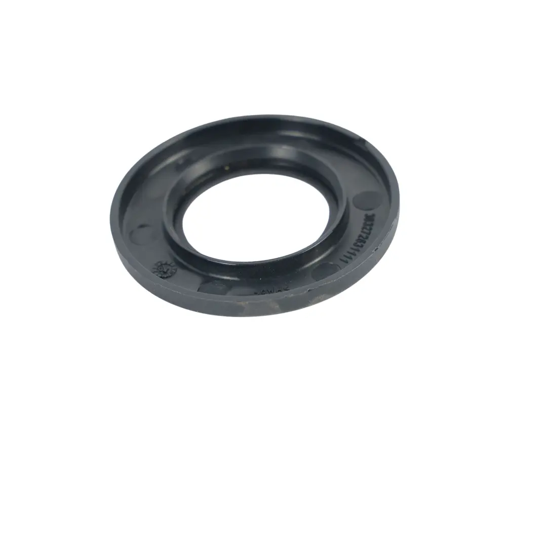 Osłona Haka Holowniczego do BMW F30 F31 F32 F33 F36 F01 F02 F10 o numerze 6788653 BMW F30 F31 F32 F33 F36 F01 F02 F10 Osłona Haka Holowniczego - SKU 6788653 - Numer Części 6788653