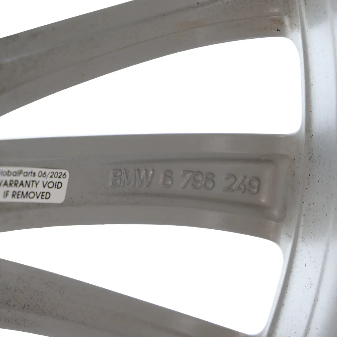 Silber Alu Felge Alufelge 18" Vielspeiche 416 8J ET:34 für BMW F30 F31 F32 mit Teilenummer 6796249 BMW F30 F31 F32 Silber Alu Felge Alufelge 18" Vielspeiche 416 8J ET:34 - SKU 6796249-1 - Teilenummer 6796249