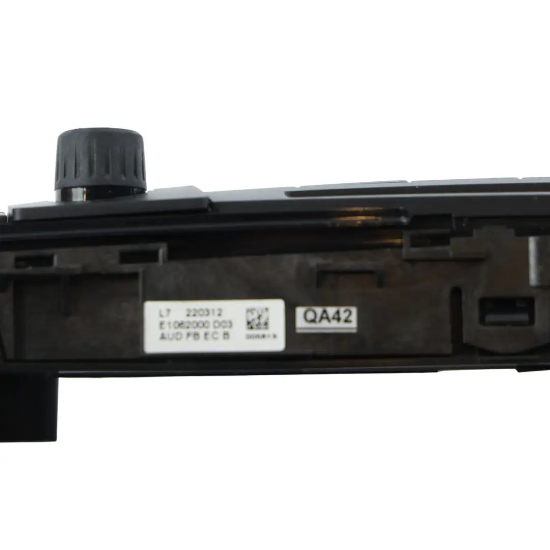 Pannello Di Controllo Audio BMW F20 F30 F31 F32 Unità Operativa FBM per con numero di parte 6814183 Pannello Di Controllo Audio BMW F20 F30 F31 F32 Unità Operativa FBM - SKU 6814183 - Numero di parte 6814183