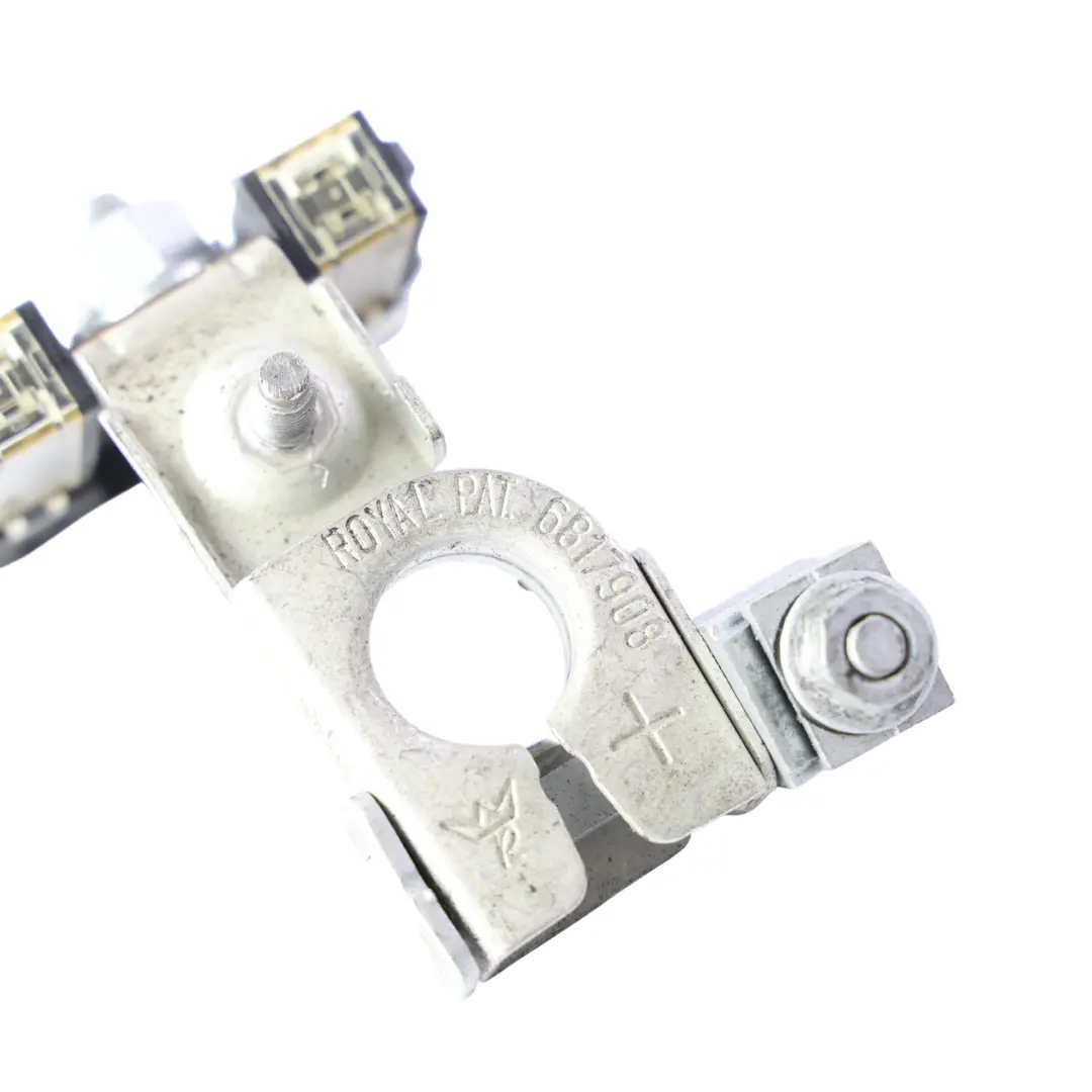 Mk5 Positive Battery Cable Clamp Terminal to Ford Mondeo with Part number 6817908 Ford Mondeo Mk5 Positive Battery Cable Clamp Terminal - SKU 6817908 - Part number 6817908