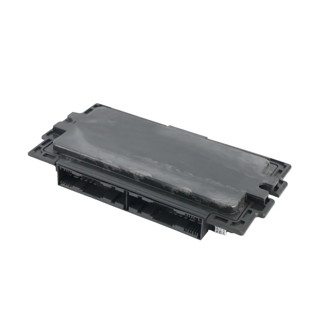 Centralina Modulo Controllo Luce Abitacolo MAX Kuester FRM3R PL2 9224599 per BMW E88 con numero di parte 6827065 BMW E88 Centralina Modulo Controllo Luce Abitacolo MAX Kuester FRM3R PL2 9224599 - SKU 6827065-2 - Numero di parte 6827065