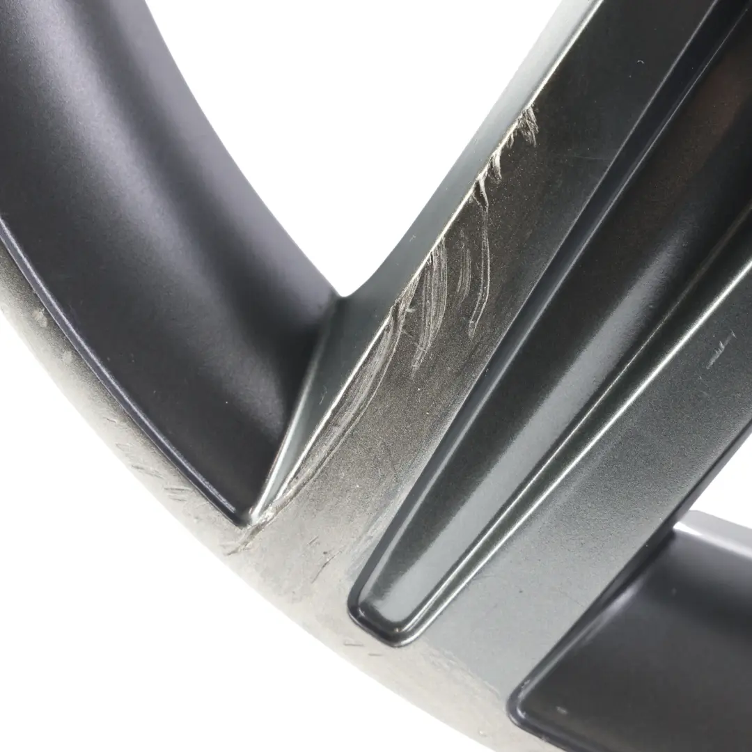 Graue Leichtmetallfelge 17" Sternspeiche 379 ET:43 7,5J für BMW F20 F21 F22 mit Teilenummer 6850151 BMW F20 F21 F22 Graue Leichtmetallfelge 17" Sternspeiche 379 ET:43 7,5J - SKU 6850151-9 - Teilenummer 6850151